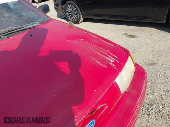 ✅ 1993 Ford Escort • VIN: 1FAPP14J2PW292170 • Lot: 43236680. Wystawiony na IAAI z przebiegiem 27 311 mil. Bezpłatny archiwum sprzedaży aukcyjnych z USA i szczegółowy raport historii pojazdu na DreamBid. Zdjęcie 6.