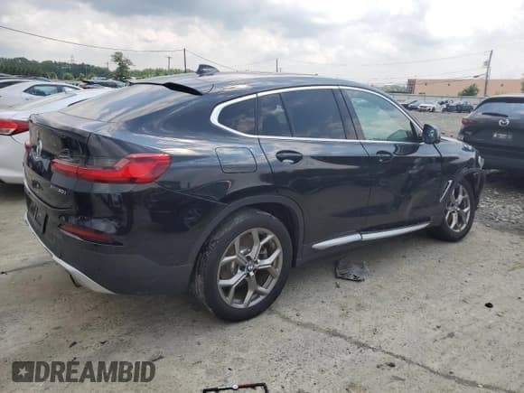 ✅ 2020 BMW X4 xDrive30i • VIN: 5UX2V1C00L9C93136 • Lot: 62766585. Wystawiony na Copart z przebiegiem 31 611 mil. Bezpłatny archiwum sprzedaży aukcyjnych z USA i szczegółowy raport historii pojazdu na DreamBid. Zdjęcie 3.