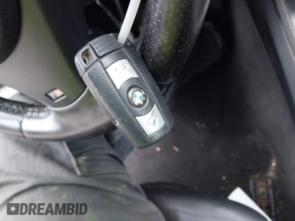 ✅ 2012 BMW 3 Series 328i xDrive • VIN: WBAKF3C58CE793584 • Lot: 43670975. Listed on IAAI with 82,081 mi. Free auction sales archive from the USA and detailed vehicle history report at DreamBid. Image 11.