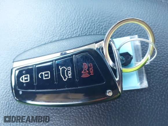 2018 Hyundai Santa Fe SE Ultimate z VIN KM8SR4HF1JU286204, wystawiony jako IAAI lot #42050203 z przebiegiem 118 072 mil mil oraz . Historia ofert i sprzedaży dostępna na DreamBid. Obrazek 11.