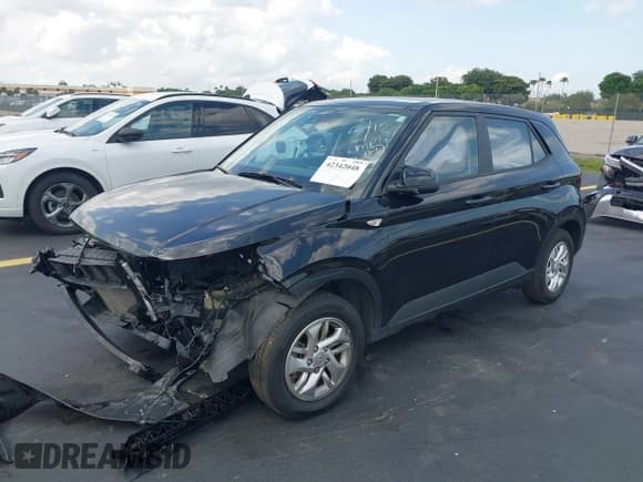 ✅ 2022 Hyundai Venue SE • VIN: KMHRB8A38NU147767 • Lot: 42342048. Listed on IAAI with 40,662 mi. Free auction sales archive from the USA and detailed vehicle history report at DreamBid. Image 2.