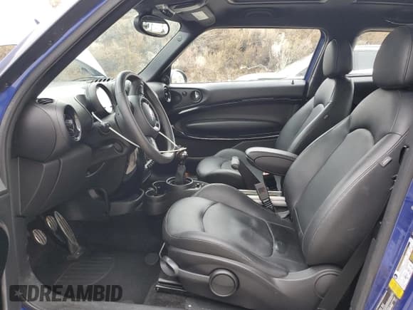 ✅ 2014 MINI Paceman S • VIN: WMWSS7C50EWN52263 • Lot: 86142774. Listed on Copart with 83,270 mi. Free auction sales archive from the USA and detailed vehicle history report at DreamBid. Image 7.