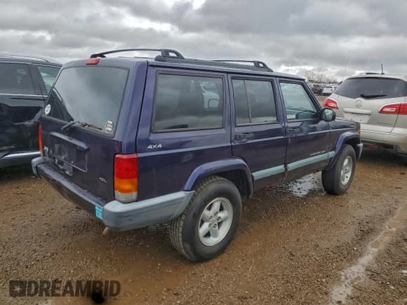 ✅ 1999 Jeep Cherokee Sport • VIN: 1J4FF68S3XL615162 • Lot: 94251365. Wystawiony na Copart z przebiegiem 200 688 mil. Bezpłatny archiwum sprzedaży aukcyjnych z USA i szczegółowy raport historii pojazdu na DreamBid. Zdjęcie 3.