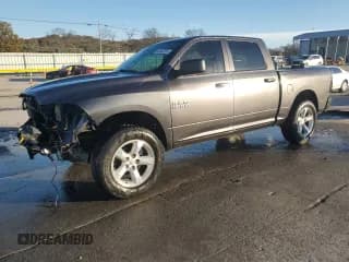 ✅ 2015 Ram 1500 Express • VIN: 1C6RR7KTXFS599135 • Lot: 92302555. Wystawiony na Copart z przebiegiem 179 335 mil. Bezpłatny archiwum sprzedaży aukcyjnych z USA i szczegółowy raport historii pojazdu na DreamBid. Zdjęcie 1.