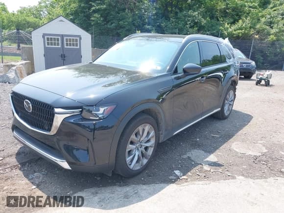 ✅ 2024 Mazda CX-90 Premium Plus • VIN: JM3KKEHD9R1189642 • Lot: 42384117. Listed on IAAI with 3,544 mi. Free auction sales archive from the USA and detailed vehicle history report at DreamBid. Image 2.