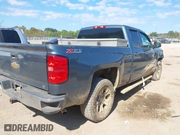 ✅ 2014 Chevrolet Silverado 1500 LT • VIN: 1GCVKREH2EZ354527 • Lot: 43419919. Listed on IAAI with 203,023 mi. Free auction sales archive from the USA and detailed vehicle history report at DreamBid. Image 4.