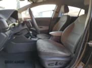 ✅ 2022 Hyundai Ioniq SE • VIN: KMHC75LC4NU266208 • Lot: 82915184. Wystawiony na Copart z przebiegiem Nie podano. Bezpłatny archiwum sprzedaży aukcyjnych z USA i szczegółowy raport historii pojazdu na DreamBid. Zdjęcie 7.