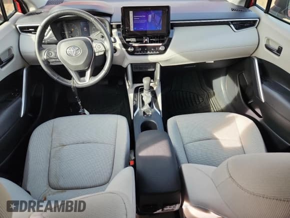 ✅ 2023 Toyota Corolla Cross LE • VIN: 7MUCAABG5PV071203 • Lot: 86310535. Listed on Copart with 60,765 mi. Free auction sales archive from the USA and detailed vehicle history report at DreamBid. Image 8.