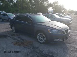 ✅ 2018 Volkswagen Passat SE • VIN: 1VWBA7A3XJC011916 • Lot: 43071923. Listed on IAAI with Not provided. Free auction sales archive from the USA and detailed vehicle history report at DreamBid. Image 1.