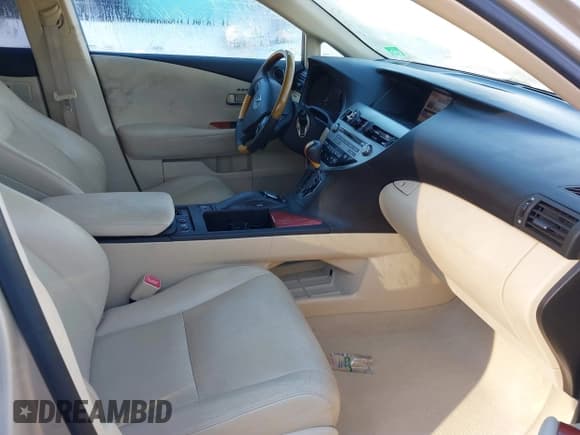 ✅ 2011 Lexus RX 350 • VIN: 2T2BK1BA2BC108834 • Lot: 40586976. Listed on IAAI with 131,172 mi. Free auction sales archive from the USA and detailed vehicle history report at DreamBid. Image 5.
