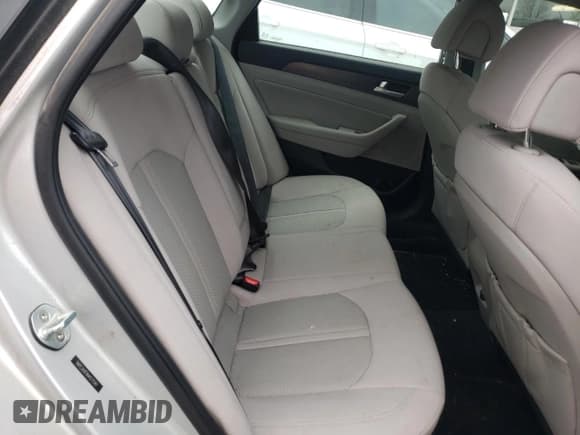 ✅ 2017 Hyundai Sonata Sport • VIN: 5NPE34AF8HH571547 • Лот: 69404462. Опубликован ранее на Copart с пробегом Не указан. Бесплатный доступ к архиву аукционных продаж из США и подробный отчёт об истории автомобиля на DreamBid. Изображение 10.