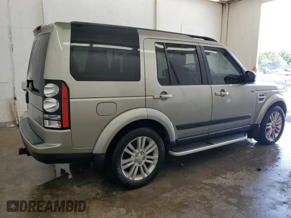 ✅ 2014 Land Rover LR4 Lux • VIN: SALAK2V60EA717175 • Lot: 62162595. Listed on Copart with 120,071 mi. Free auction sales archive from the USA and detailed vehicle history report at DreamBid. Image 3.