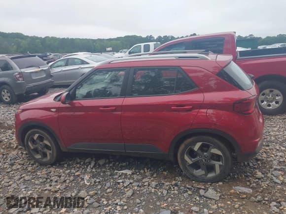 ✅ 2022 Hyundai Venue Limited • VIN: KMHRC8A3XNU132443 • Lot: 42363417. Listed on IAAI with 29,046 mi. Free auction sales archive from the USA and detailed vehicle history report at DreamBid. Image 14.