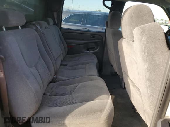 ✅ 2005 Chevrolet Silverado 1500 Z71 • VIN: 2GCEK13T651376967 • Лот: 72890824. Опубликован ранее на Copart с пробегом 170 064 миль. Бесплатный доступ к архиву аукционных продаж из США и подробный отчёт об истории автомобиля на DreamBid. Изображение 10.