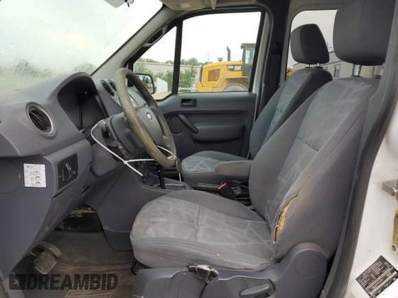 ✅ 2013 Ford Transit Connect XLT • VIN: NM0LS7DN7DT153093 • Lot: 66700115. Listed on Copart with 190,700 mi. Free auction sales archive from the USA and detailed vehicle history report at DreamBid. Image 7.