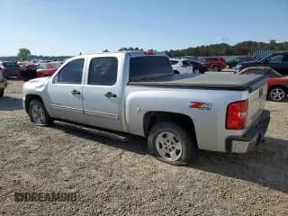 ✅ 2013 Chevrolet Silverado 1500 LT • VIN: 3GCPKSE73DG367020 • Lot: 66964855. Wystawiony na Copart z przebiegiem 95 110 mil. Bezpłatny archiwum sprzedaży aukcyjnych z USA i szczegółowy raport historii pojazdu na DreamBid. Zdjęcie 2.