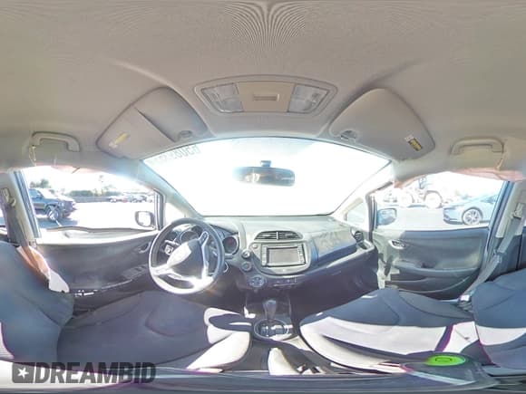 ✅ 2012 Honda Fit Sport • VIN: JHMGE8H65CC026330 • Лот: 65089355. Опубликован ранее на Copart с пробегом 177 679 миль. Бесплатный доступ к архиву аукционных продаж из США и подробный отчёт об истории автомобиля на DreamBid. Изображение 15.