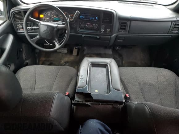 ✅ 2002 Chevrolet Silverado 1500 LS • VIN: 2GCEC19W721417567 • Лот: 87015874. Опубликован ранее на Copart с пробегом 204 502 миль. Бесплатный доступ к архиву аукционных продаж из США и подробный отчёт об истории автомобиля на DreamBid. Изображение 8.