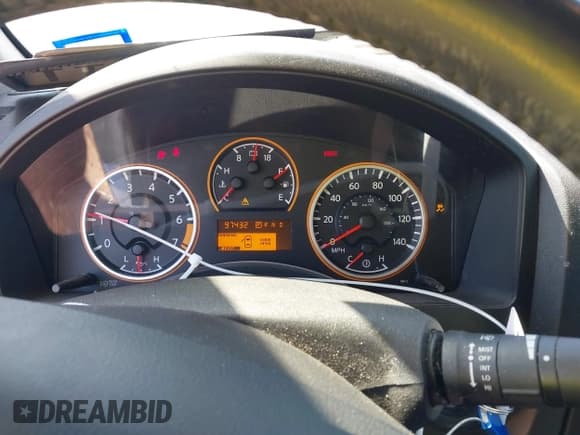 ✅ 2015 Nissan Titan SV • VIN: 1N6BA0ED5FN508975 • Lot: 42032737. Listed on IAAI with 97,432 mi. Free auction sales archive from the USA and detailed vehicle history report at DreamBid. Image 7.