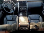 ✅ 2018 Land Rover Discovery HSE • VIN: SALRR2RV4JA069298 • Lot: 95738345. Wystawiony na Copart z przebiegiem Nie podano. Bezpłatny archiwum sprzedaży aukcyjnych z USA i szczegółowy raport historii pojazdu na DreamBid. Zdjęcie 8.