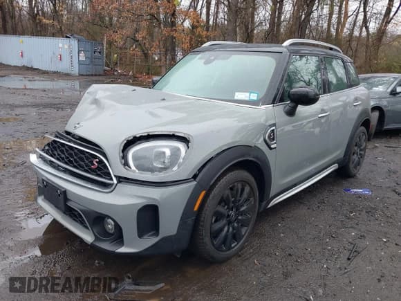 ✅ 2023 MINI Countryman Cooper S • VIN: WMZ53BR04P3P59741 • Lot: 41961248. Listed on IAAI with 29,095 mi. Free auction sales archive from the USA and detailed vehicle history report at DreamBid. Image 18.