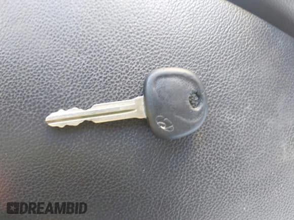 ✅ 2013 Hyundai Elantra GLS • VIN: KMHDH4AE6DU933696 • Lot: 43698107. Listed on IAAI with 49,766 mi. Free auction sales archive from the USA and detailed vehicle history report at DreamBid. Image 11.