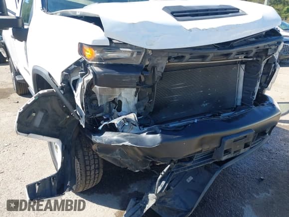 ✅ 2021 Chevrolet Silverado 2500HD Work Truck • VIN: 1GC0WLE74MF110381 • Lot: 43450433. Listed on IAAI with 172,393 mi. Free auction sales archive from the USA and detailed vehicle history report at DreamBid. Image 6.