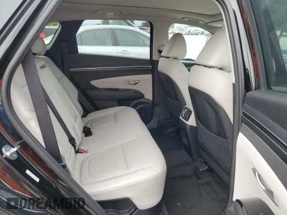 ✅ 2022 Hyundai Tucson Limited • VIN: KM8JECA17NU031207 • Lot: 71355804. Wystawiony na Copart z przebiegiem 37 745 mil. Bezpłatny archiwum sprzedaży aukcyjnych z USA i szczegółowy raport historii pojazdu na DreamBid. Zdjęcie 11.