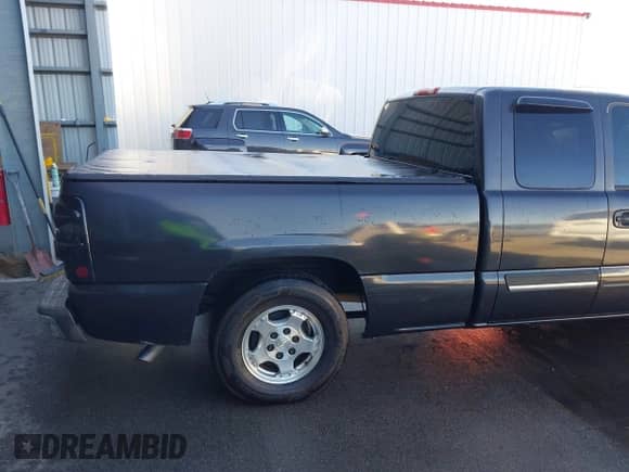 2003 Chevrolet Silverado 1500 LS с VIN 2GCEC19T631383094, выставлен на аукционе IAAI как лот 43477165 с пробегом 281 357 миль миль и . История ставок и продаж доступна на DreamBid. Изображение 6.