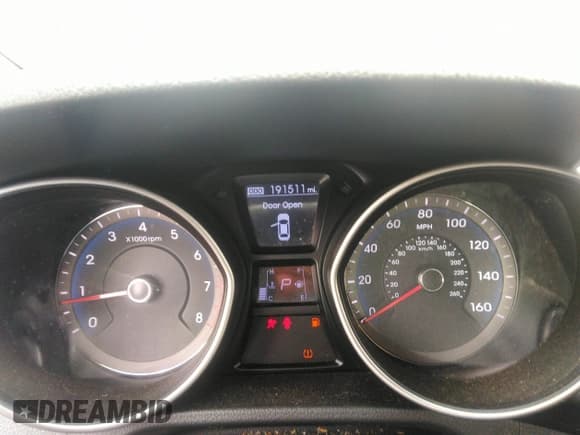 ✅ 2013 Hyundai Elantra • VIN: KMHD35LE2DU022458 • Lot: 42479149. Listed on IAAI with 191,511 mi. Free auction sales archive from the USA and detailed vehicle history report at DreamBid. Image 7.