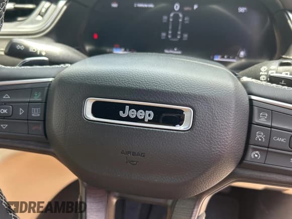 ✅ 2023 Jeep Grand Cherokee • VIN: 1C4RJKKG3P8100289 • Lot: 67415365. Listed on Copart with 90 mi. Free auction sales archive from the USA and detailed vehicle history report at DreamBid. Image 12.