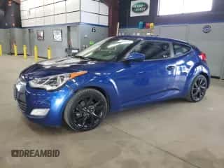 2017 Hyundai Veloster z VIN KMHTC6AD7HU315662, wystawiony jako Copart lot #61096124 z przebiegiem 121 642 mil mil oraz Czysty tytuł • Clean title. Historia ofert i sprzedaży dostępna na DreamBid. Obrazek 1.