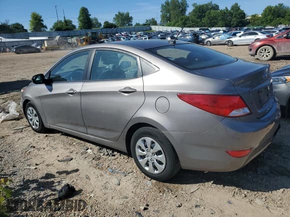 ✅ 2017 Hyundai Accent SE • VIN: KMHCT4AE1HU372159 • Лот: 56685294. Опубликован ранее на Copart с пробегом 97 409 миль. Бесплатный доступ к архиву аукционных продаж из США и подробный отчёт об истории автомобиля на DreamBid. Изображение 2.