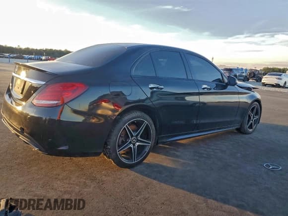 ✅ 2017 Mercedes-Benz C 300 • VIN: 55SWF4KB6HU221175 • Lot: 95156235. Listed on Copart with 185,302 mi. Free auction sales archive from the USA and detailed vehicle history report at DreamBid. Image 3.