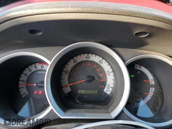 ✅ 2011 Toyota Tacoma • VIN: 3TMMU4FN7BM032055 • Лот: 93395455. Опубликован ранее на Copart с пробегом 202 255 миль. Бесплатный доступ к архиву аукционных продаж из США и подробный отчёт об истории автомобиля на DreamBid. Изображение 9.