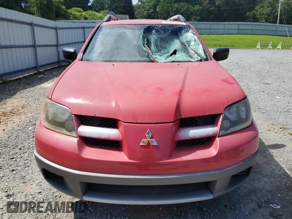 ✅ 2003 Mitsubishi Outlander LS • VIN: JA4LX31G23U111548 • Lot: 70305325. Wystawiony na Copart z przebiegiem 232 175 mil. Bezpłatny archiwum sprzedaży aukcyjnych z USA i szczegółowy raport historii pojazdu na DreamBid. Zdjęcie 5.