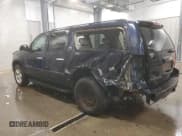 ✅ 2007 Chevrolet Suburban LT • VIN: 1GNFK16327J363861 • Lot: 75894924. Wystawiony na Copart z przebiegiem 199 469 mil. Bezpłatny archiwum sprzedaży aukcyjnych z USA i szczegółowy raport historii pojazdu na DreamBid. Zdjęcie 2.