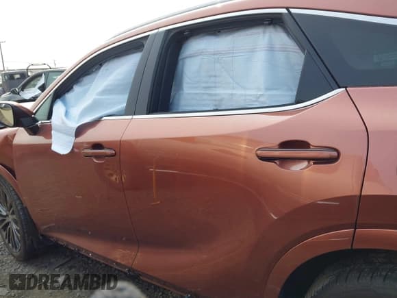 ✅ 2024 Lexus RX 350h • VIN: 2T2BBMCAXRC055794 • Лот: 42382214. Опубликован ранее на IAAI с пробегом 7 миль. Бесплатный доступ к архиву аукционных продаж из США и подробный отчёт об истории автомобиля на DreamBid. Изображение 14.