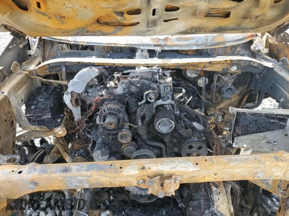 ✅ 2022 GMC Sierra 2500HD Denali • VIN: 1GT49REYXNF172146 • Lot: 67937355. Wystawiony na Copart z przebiegiem Nie podano. Bezpłatny archiwum sprzedaży aukcyjnych z USA i szczegółowy raport historii pojazdu na DreamBid. Zdjęcie 11.