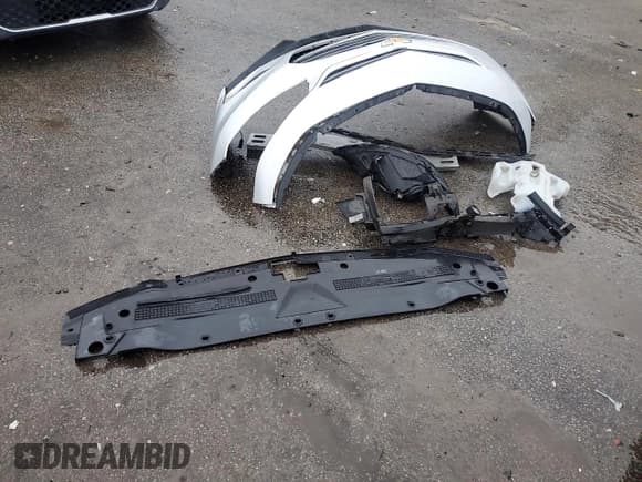 ✅ 2018 Chevrolet Malibu LT • VIN: 1G1ZD5ST9JF293386 • Lot: 90437065. Listed on Copart with 115,410 mi. Free auction sales archive from the USA and detailed vehicle history report at DreamBid. Image 12.