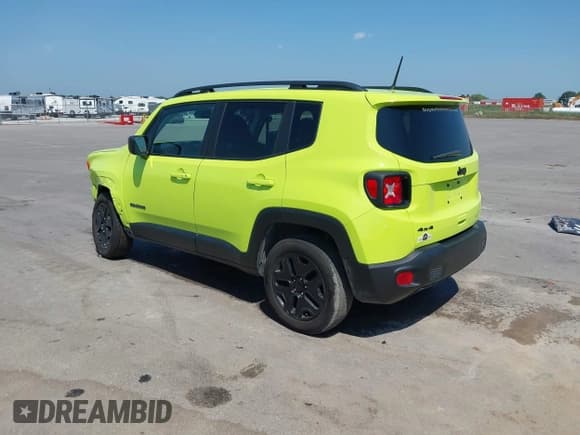 ✅ 2018 Jeep Renegade Sport • VIN: ZACCJBAB6JPH65585 • Lot: 42996972. Wystawiony na IAAI z przebiegiem 85 840 mil. Bezpłatny archiwum sprzedaży aukcyjnych z USA i szczegółowy raport historii pojazdu na DreamBid. Zdjęcie 3.