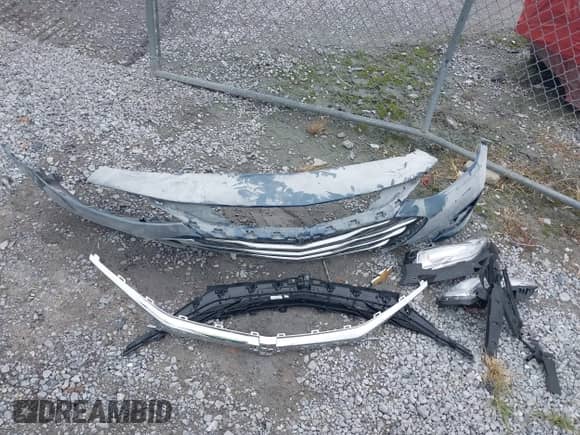 2025 Chevrolet Malibu LT z VIN 1G1ZD5ST0SF142213, wystawiony jako IAAI lot #43566389 z przebiegiem 27 310 mil mil oraz . Historia ofert i sprzedaży dostępna na DreamBid. Obrazek 12.