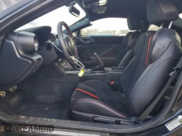 ✅ 2023 Subaru BRZ Limited • VIN: JF1ZDBE13P9701720 • Лот: 93979795. Опубликован ранее на Copart с пробегом 32 902 миль. Бесплатный доступ к архиву аукционных продаж из США и подробный отчёт об истории автомобиля на DreamBid. Изображение 7.