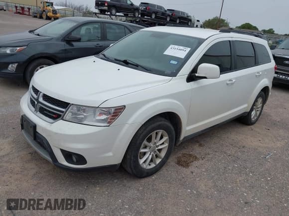 ✅ 2017 Dodge Journey SXT • VIN: 3C4PDCBG0HT555494 • Lot: 43154094. Wystawiony na IAAI z przebiegiem 143 346 mil. Bezpłatny archiwum sprzedaży aukcyjnych z USA i szczegółowy raport historii pojazdu na DreamBid. Zdjęcie 2.