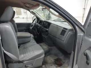 2008 Dodge 1500 ST с VIN 1D7HU16N48J178957, выставлен на аукционе IAAI как лот 43451475 с пробегом 162 141 миль миль и . История ставок и продаж доступна на DreamBid. Изображение 5.