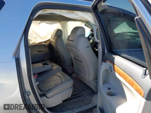 2008 Saturn Outlook XR with VIN 5GZEV23798J186136, listed as a IAAI auction lot 43406941 with 174,125 mi miles and . Bid and sale history available at DreamBid. Image 8.