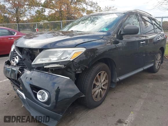 ✅ 2016 Nissan Pathfinder SV • VIN: 5N1AR2MM5GC604604 • Lot: 43506479. Listed on IAAI with 140,234 mi. Free auction sales archive from the USA and detailed vehicle history report at DreamBid. Image 2.