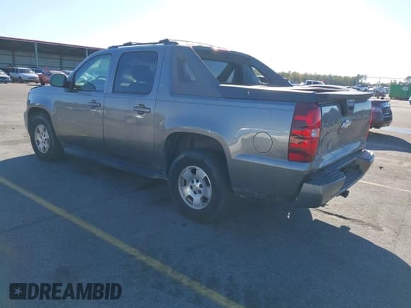 ✅ 2008 Chevrolet Avalanche 1LT • VIN: 3GNEC12038G108207 • Лот: 43683575. Опубликован ранее на IAAI с пробегом 119 474 миль. Бесплатный доступ к архиву аукционных продаж из США и подробный отчёт об истории автомобиля на DreamBid. Изображение 3.