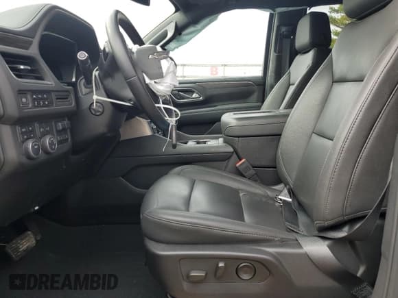 ✅ 2024 Chevrolet Tahoe Z71 • VIN: 1GNSKPKD7RR408829 • Лот: 82513045. Опубликован ранее на Copart с пробегом 19 952 миль. Бесплатный доступ к архиву аукционных продаж из США и подробный отчёт об истории автомобиля на DreamBid. Изображение 7.