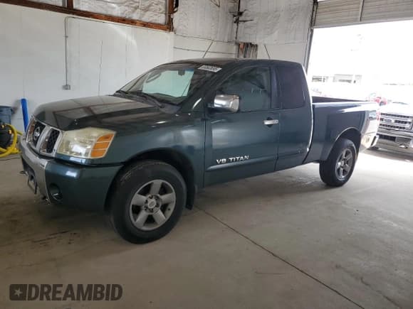 ✅ 2005 Nissan Titan LE • VIN: 1N6BA06B15N524053 • Lot: 69563695. Wystawiony na Copart z przebiegiem 172 320 mil. Bezpłatny archiwum sprzedaży aukcyjnych z USA i szczegółowy raport historii pojazdu na DreamBid. Zdjęcie 1.